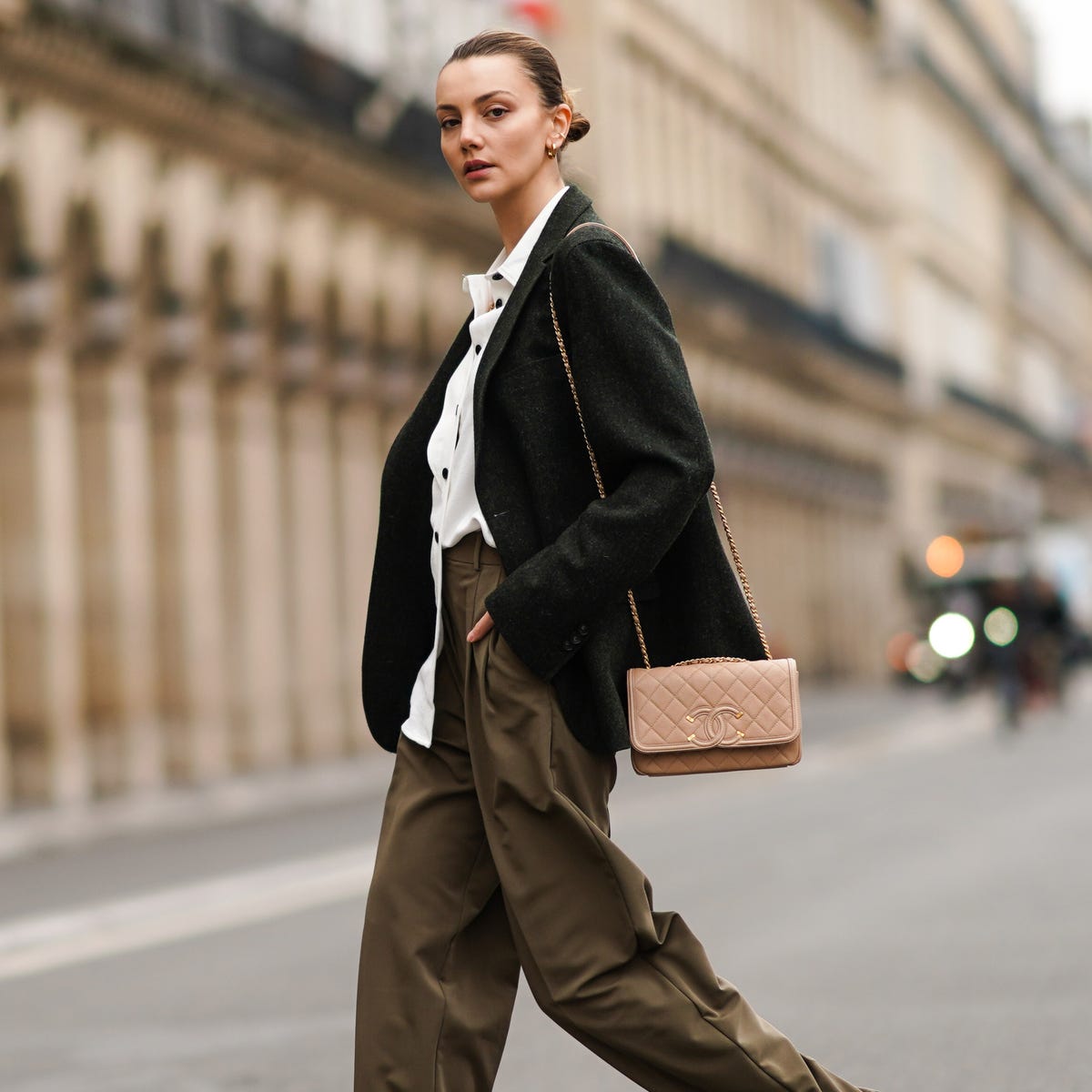 Oversized Blazer and Wide Leg Trousers Oversized Blazer and Wide Leg Trousers — Aesthetic Going Out Outfits