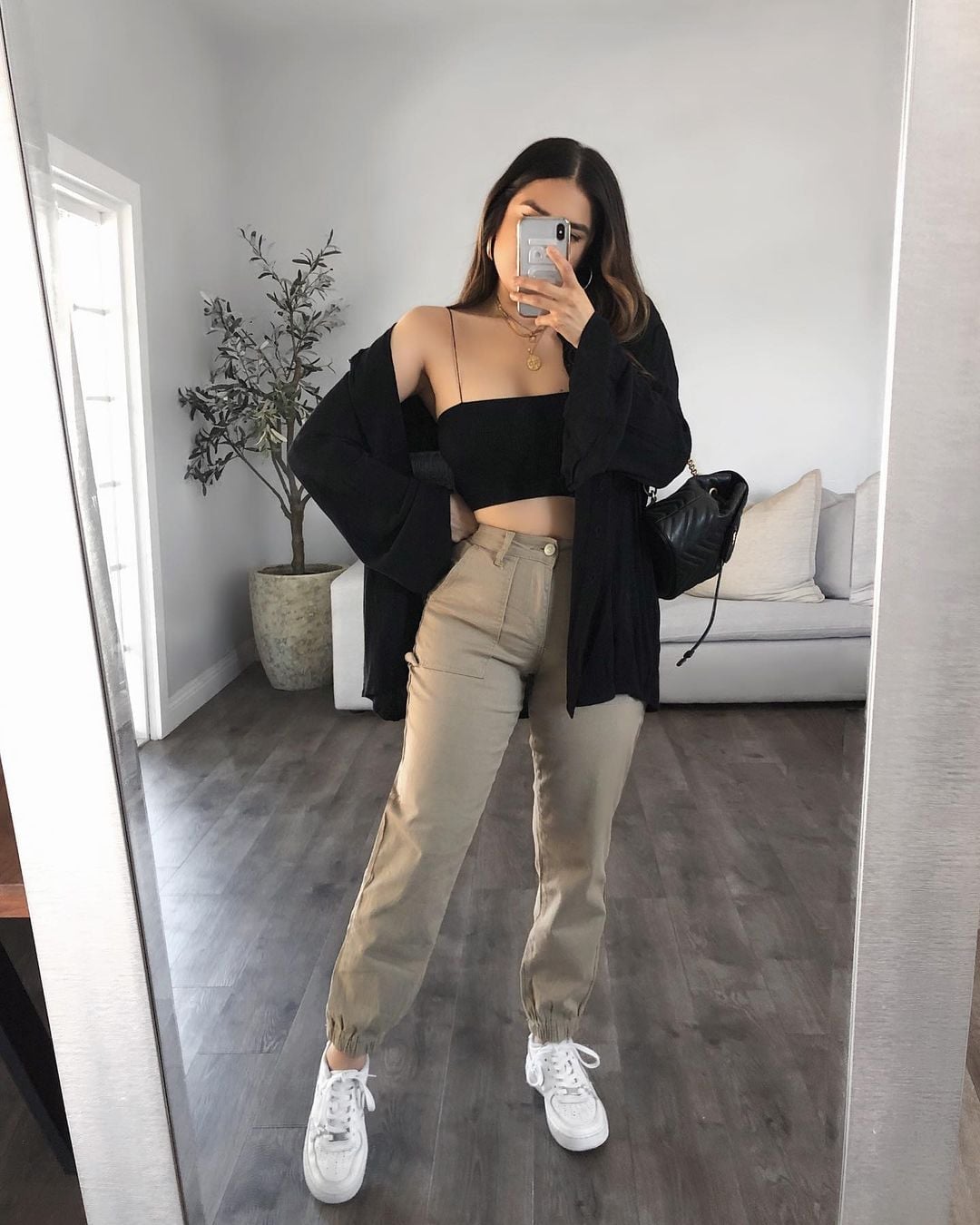 Cargo Pants with Off-Shoulder Cardigan Cargo Pants with Off-Shoulder Cardigan — Aesthetic Going Out Outfits