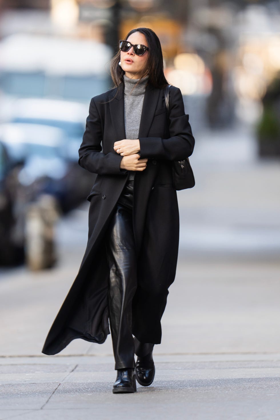 Black Maxi Coat Over Turtleneck and Leather Trousers Black Maxi Coat Over Turtleneck and Leather Trousers — Aesthetic Going Out Outfits Night