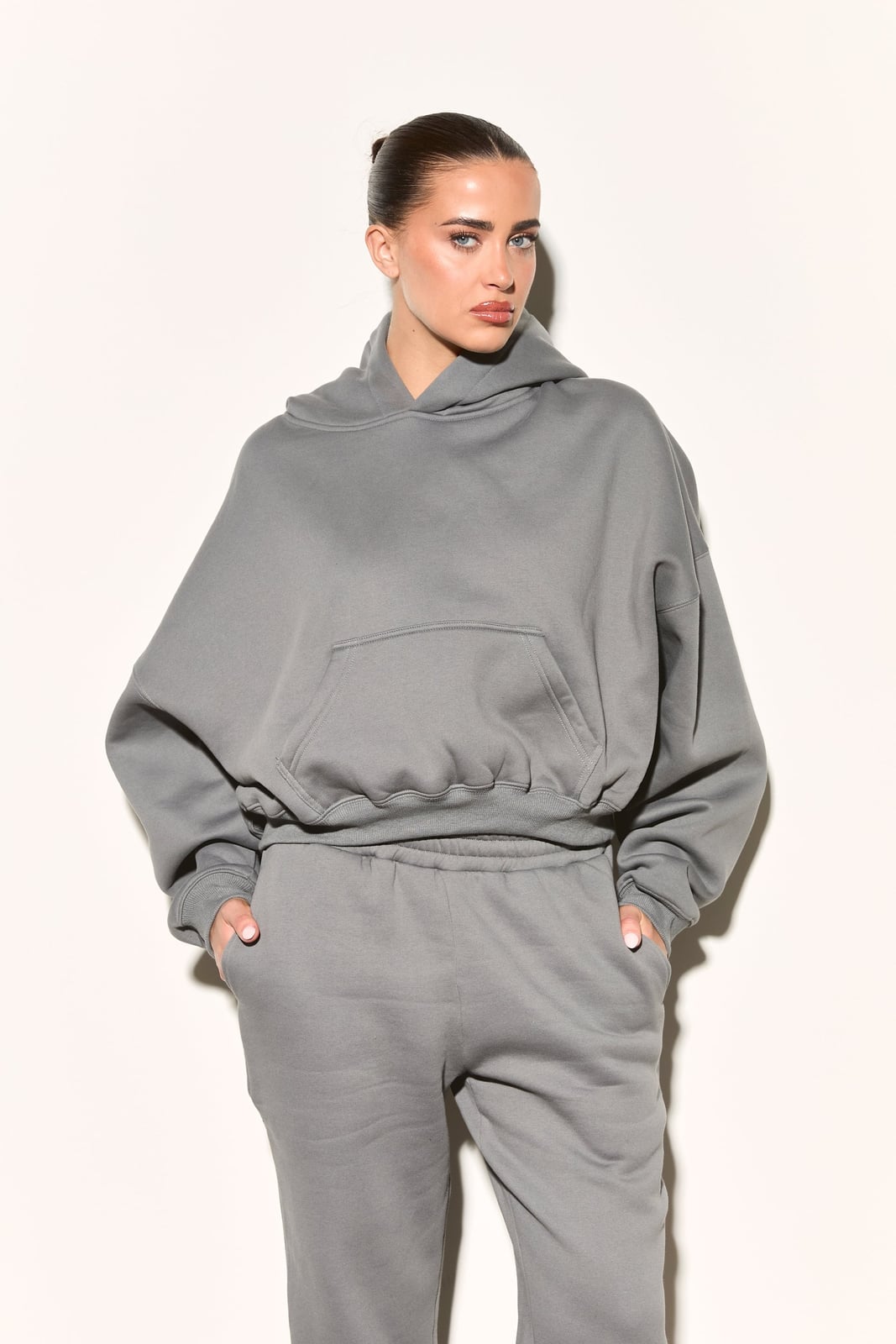 Monochromatic Grey Loungewear Set with Oversized Hoodie Monochromatic Grey Loungewear Set with Oversized Hoodie — Aesthetic Hoodie Outfits Women