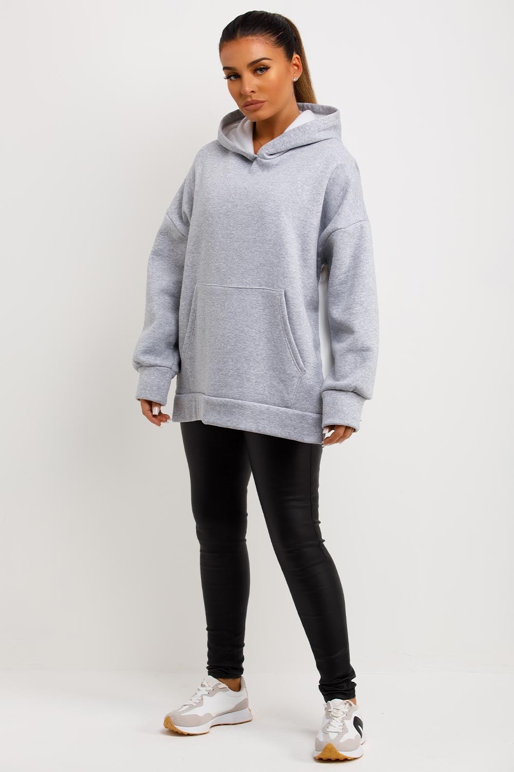 Light Grey Oversized Hoodie with Black Pants Light Grey Oversized Hoodie with Black Pants — Aesthetic Hoodie Outfits Women