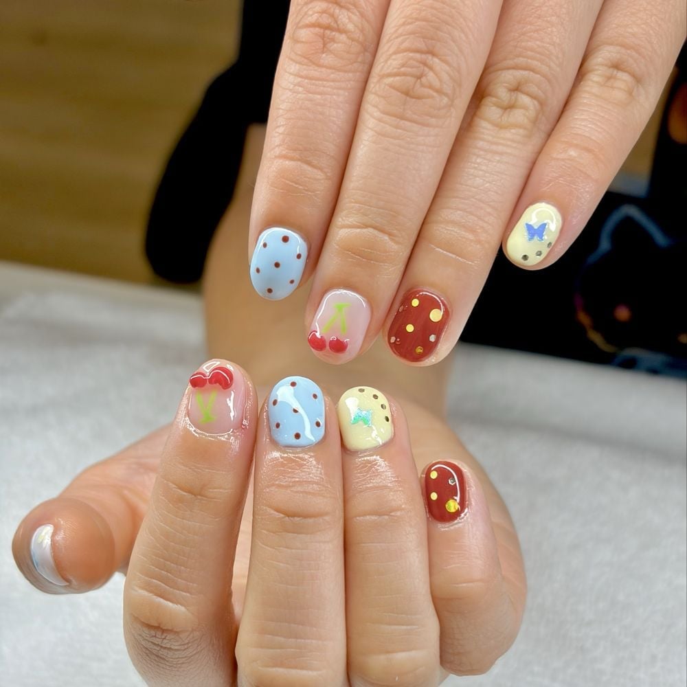 Short Soft Square Playful Glossy Nails — Aesthetic Korean Nail Art