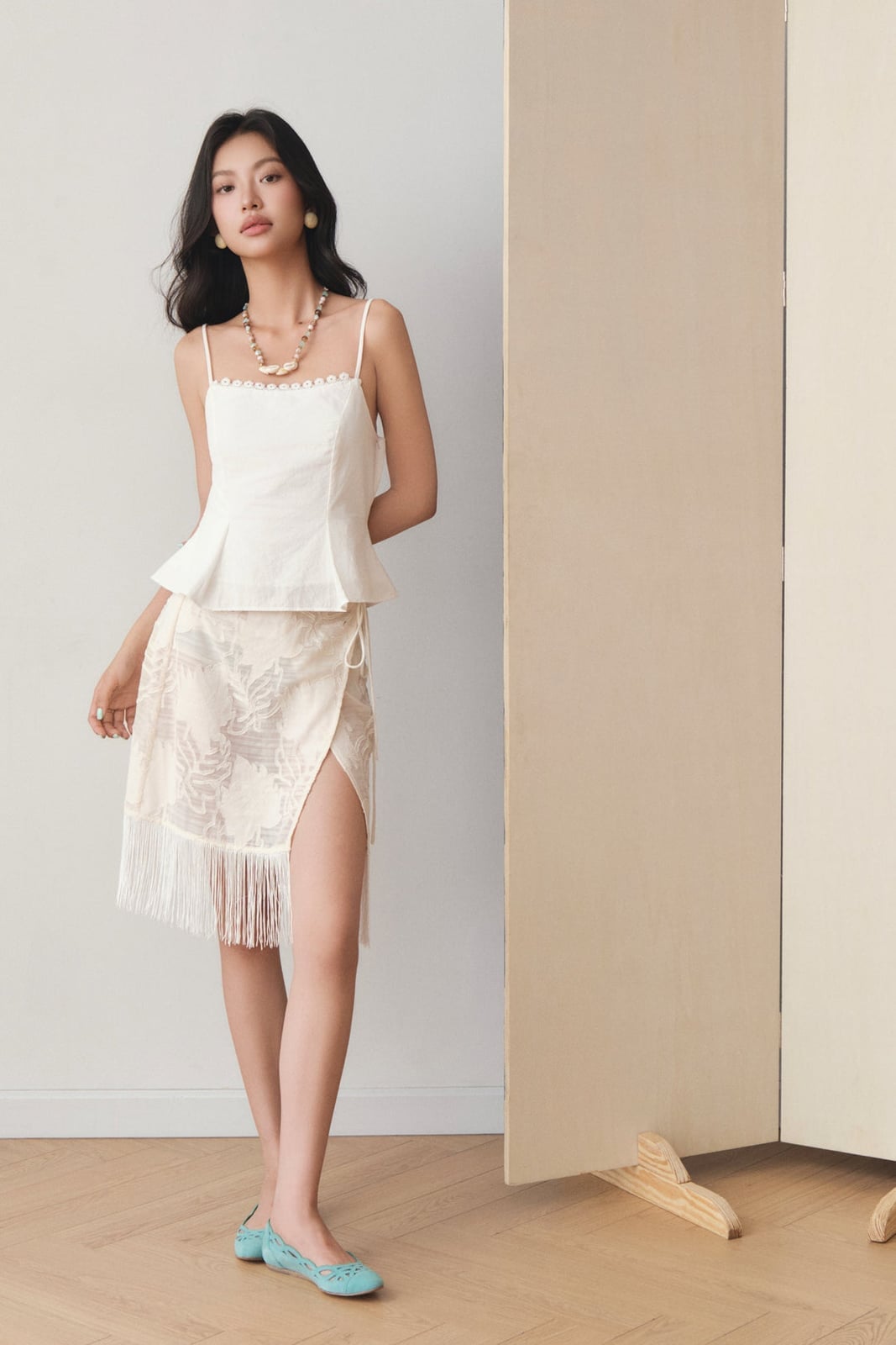 Cream Camisole Top With Lace Skirt Cream Camisole Top With Lace Skirt — Aesthetic Lace Top Outfit