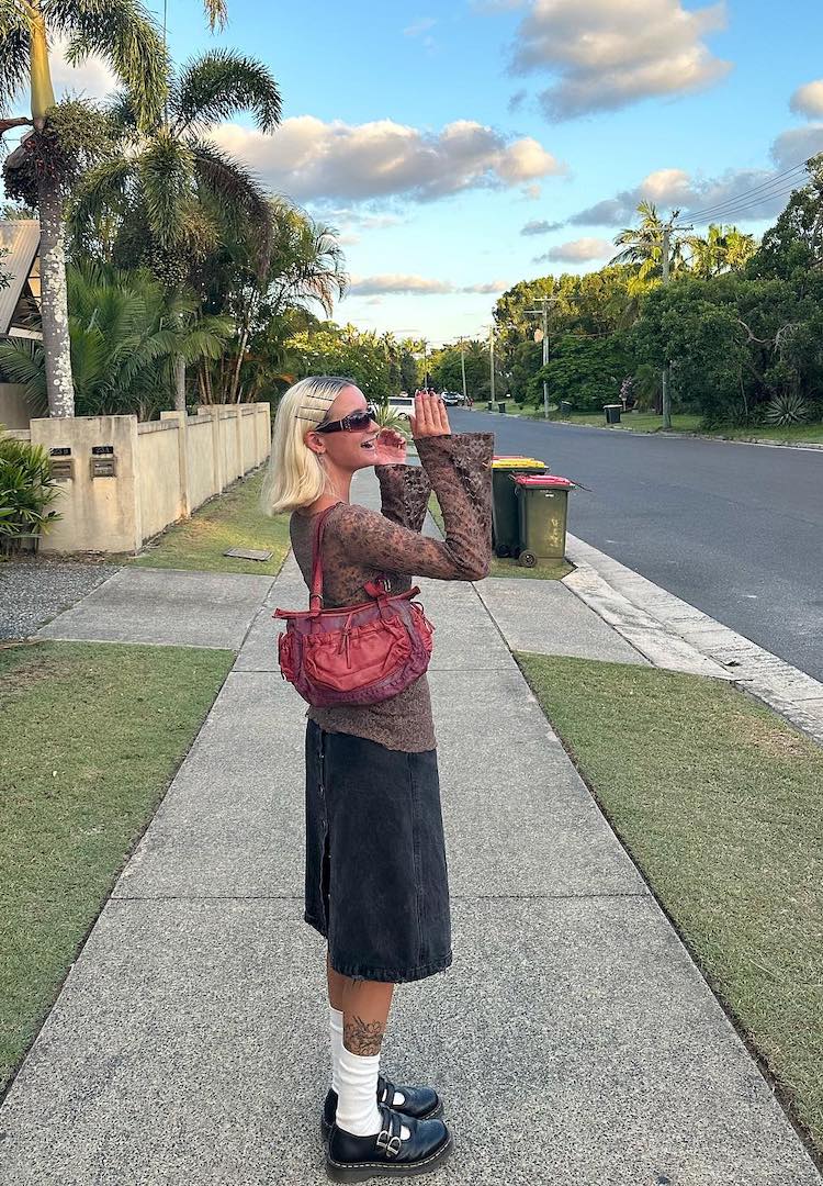 Dark Denim Midi Skirt with Patterned Top Dark Denim Midi Skirt with Patterned Top — Aesthetic Mary Janes Outfit