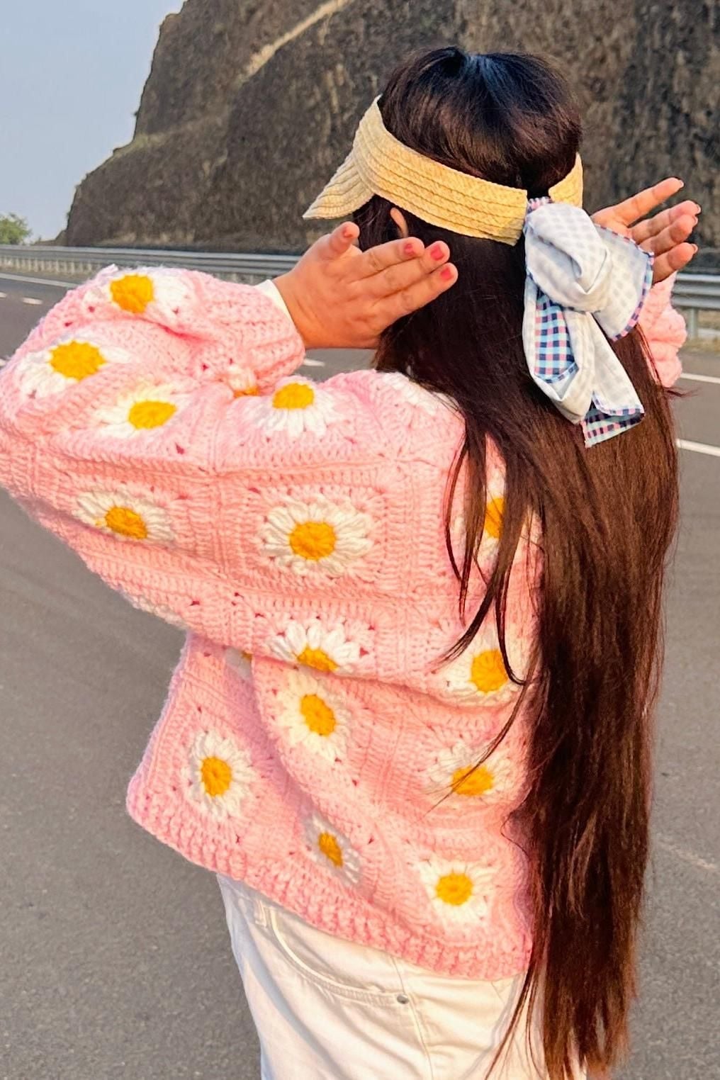 Cropped Pink Crochet Cardigan With Daisy Pattern — Aesthetic Pink Cardigan Outfit