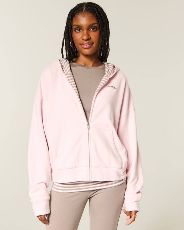 Light Pink Zip-Up Hoodie With Striped Lining Over Long Sleeve Light Pink Zip-Up Hoodie With Striped Lining Over Long Sleeve — Aesthetic Pink Hoodie Outfit
