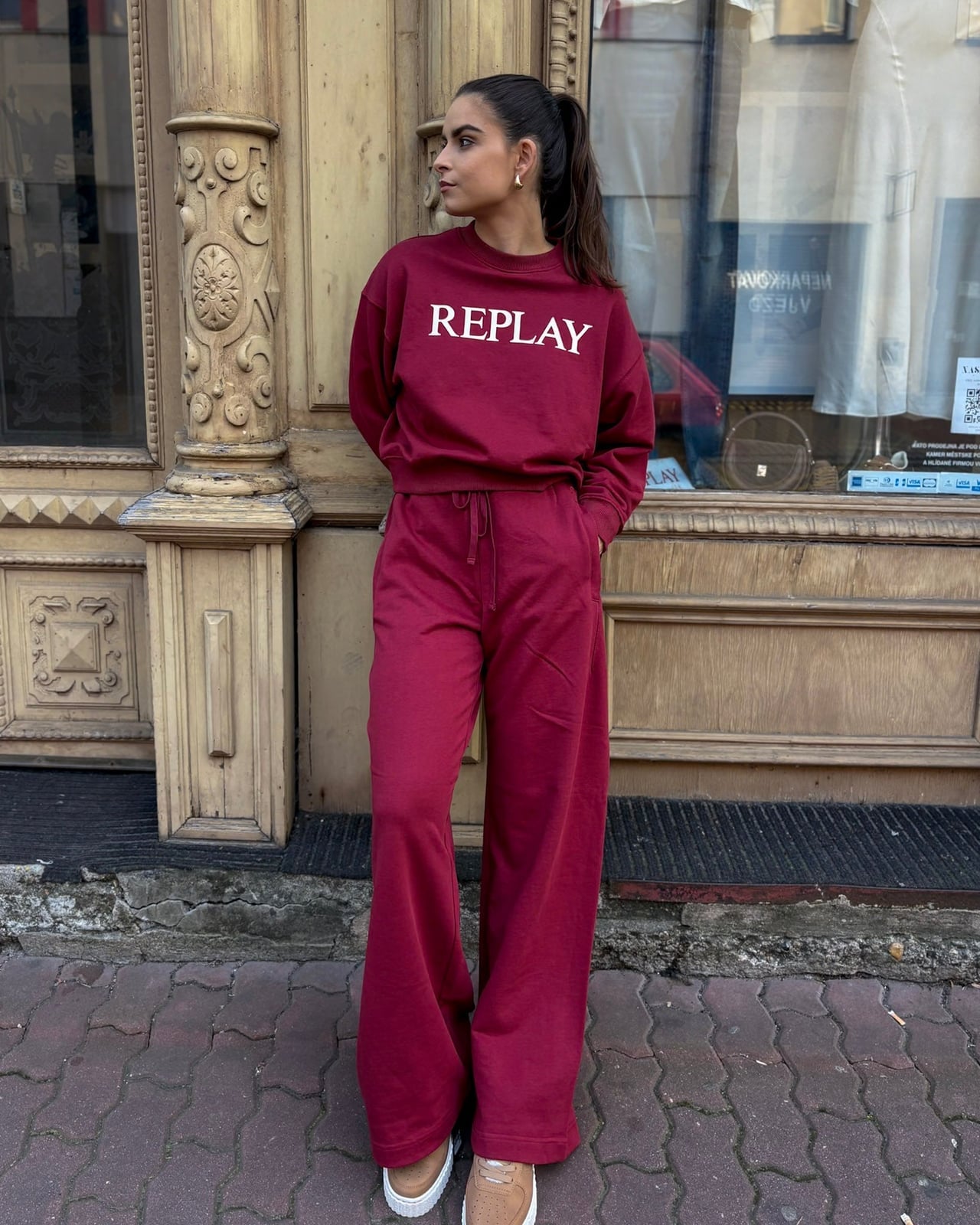 Casual Trendy Burgundy Matching Set — Aesthetic Red Sweatpants Outfit