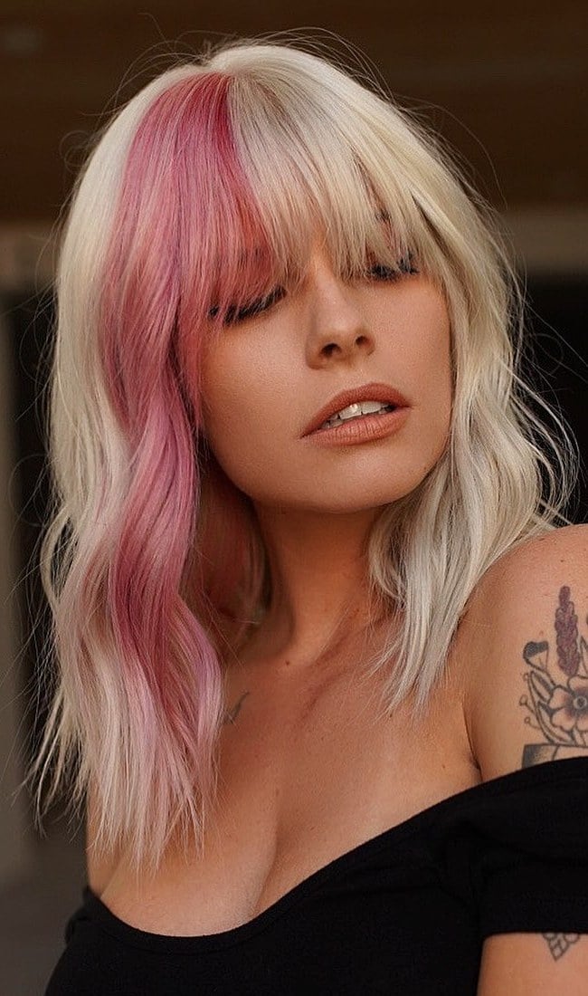 Collarbone Lob With Curtain Bangs Blonde And Pink Collarbone Lob With Curtain Bangs Blonde And Pink — Aesthetic Split Dye Hair