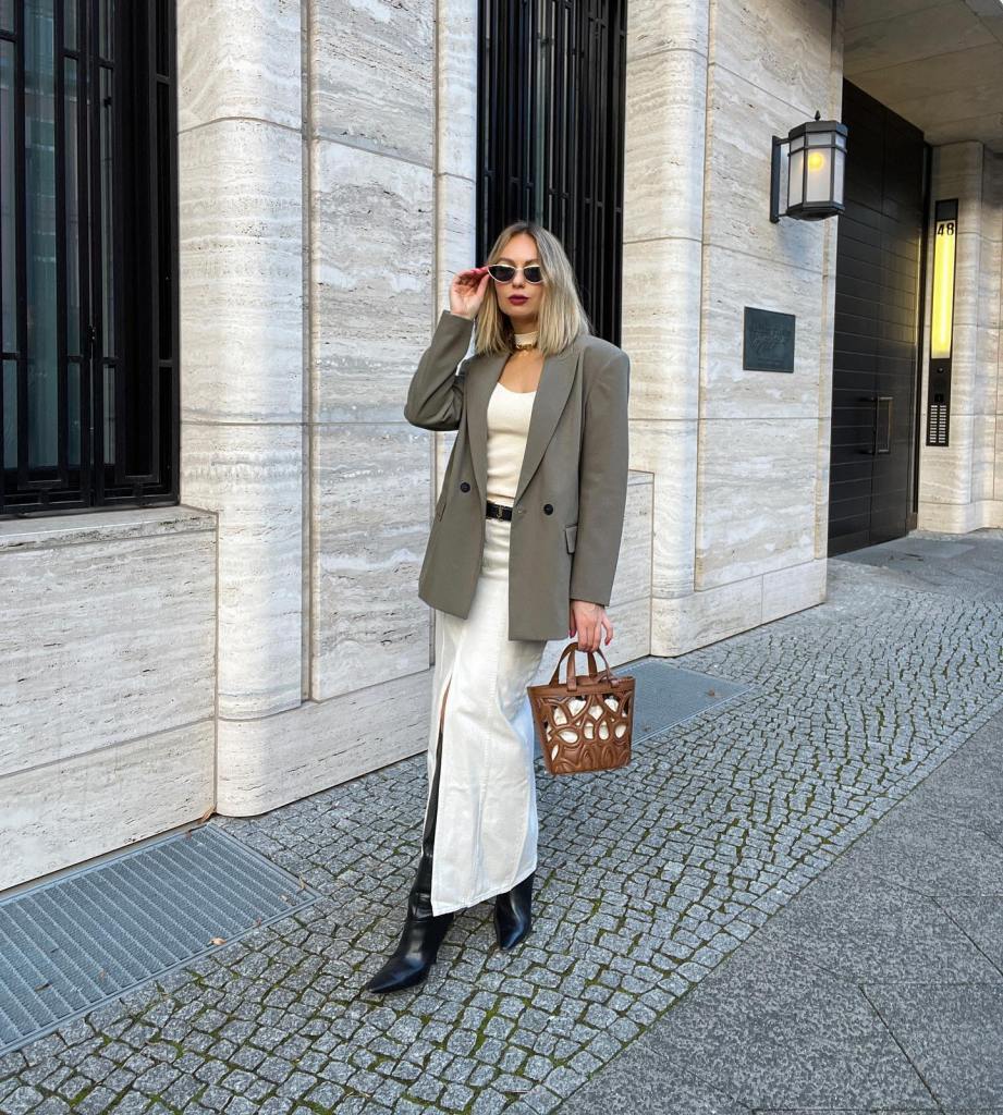 Oversized Blazer and Maxi Skirt for Modern Chic — Aesthetic Style Inspo