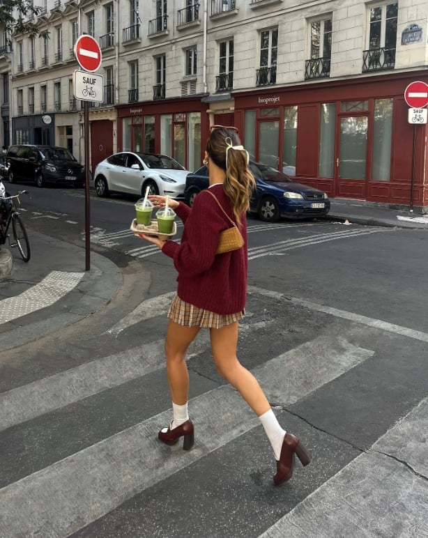 Knit Sweater and Plaid Skirt for Casual Outing — Aesthetic Style Inspo