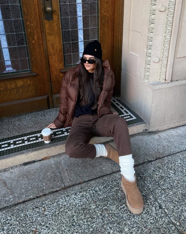 Puffer Jacket With Leg Warmers And Suede Boots Puffer Jacket With Leg Warmers And Suede Boots — Aesthetic Ugg Tasman Outfit