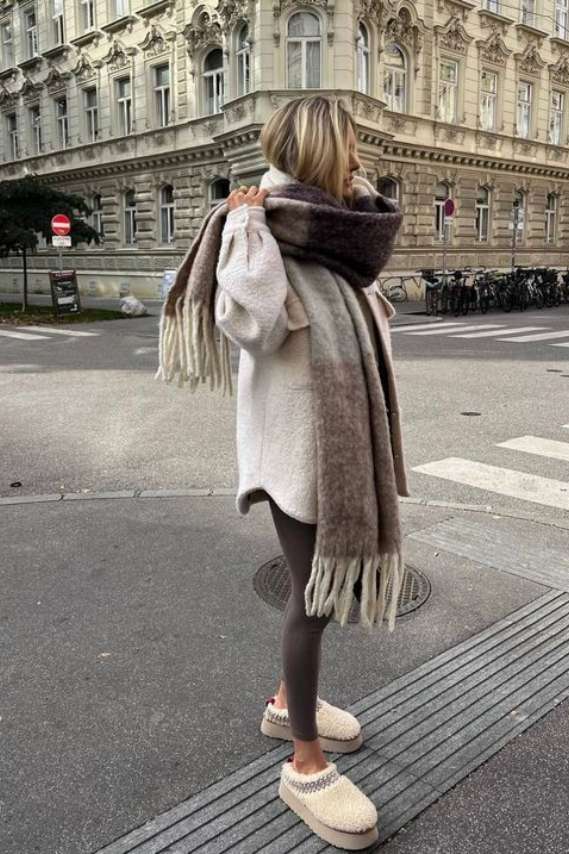 Textured Coat With Leggings And Slip-On Shoes Textured Coat With Leggings And Slip-On Shoes — Aesthetic Ugg Tasman Outfit