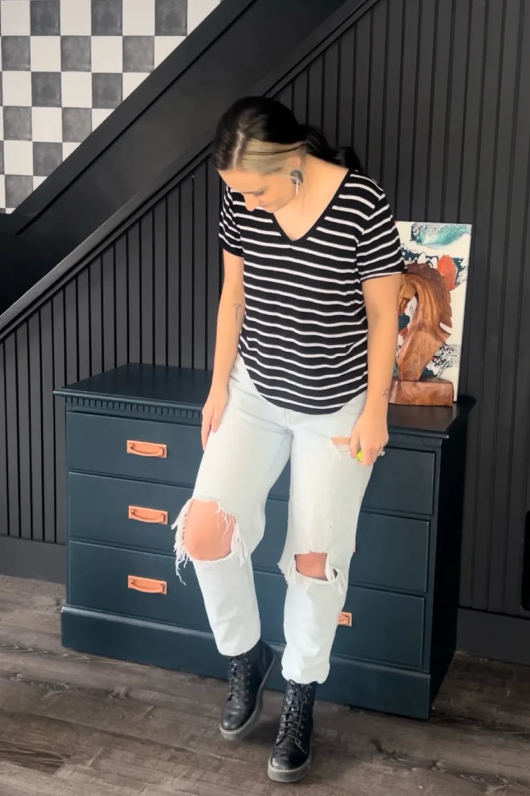Ripped Light Wash Jeans and Striped T-Shirt Ripped Light Wash Jeans and Striped T-Shirt — Alt Style Inspiration