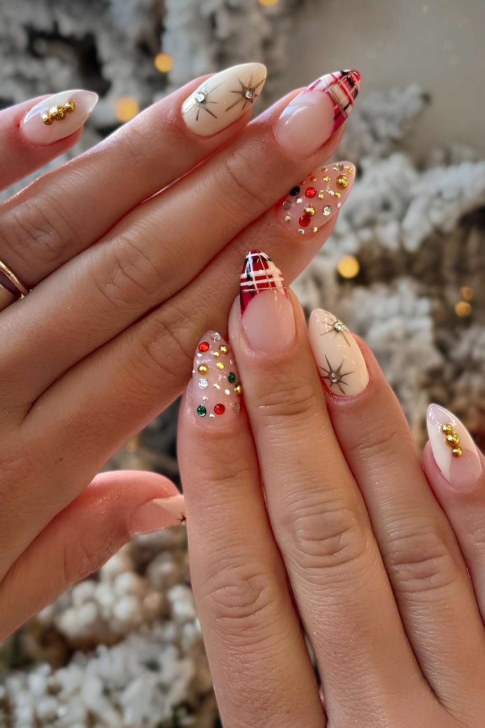 Medium Almond Christmas Plaid Rhinestones, Everyday Version Medium Almond Christmas Plaid Rhinestones, Everyday Version — Best Cute Almond Nails