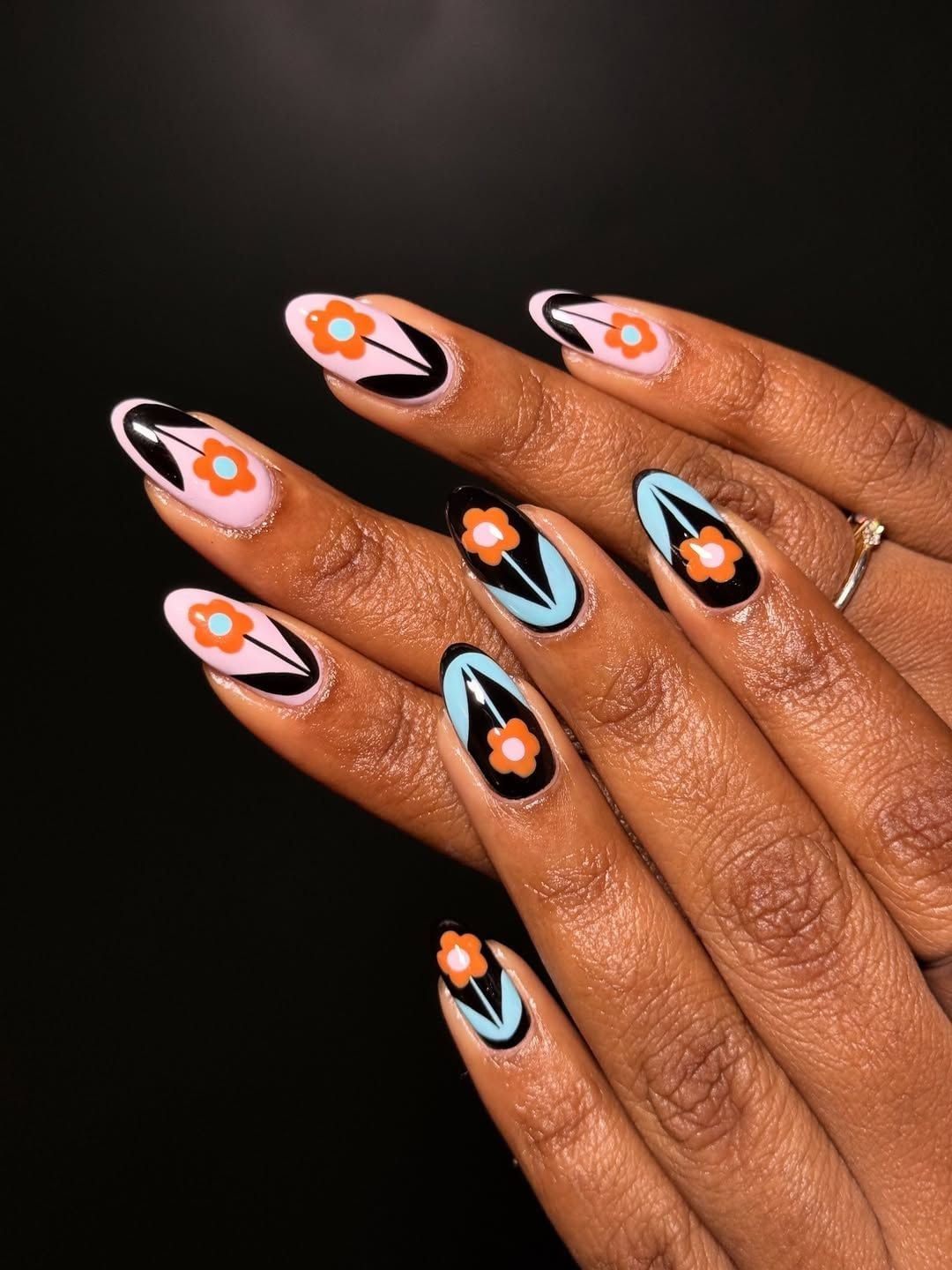Retro Floral Medium Almond Nails Retro Floral Medium Almond Nails — Best Unique Nails