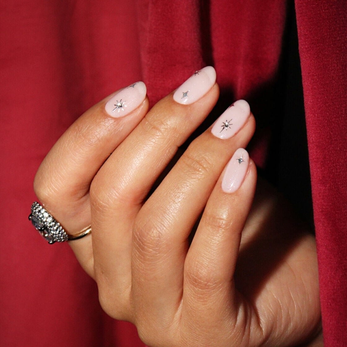 Silver Star Charm Pale Pink Short Almond Nails Silver Star Charm Pale Pink Short Almond Nails — Best Unique Nails
