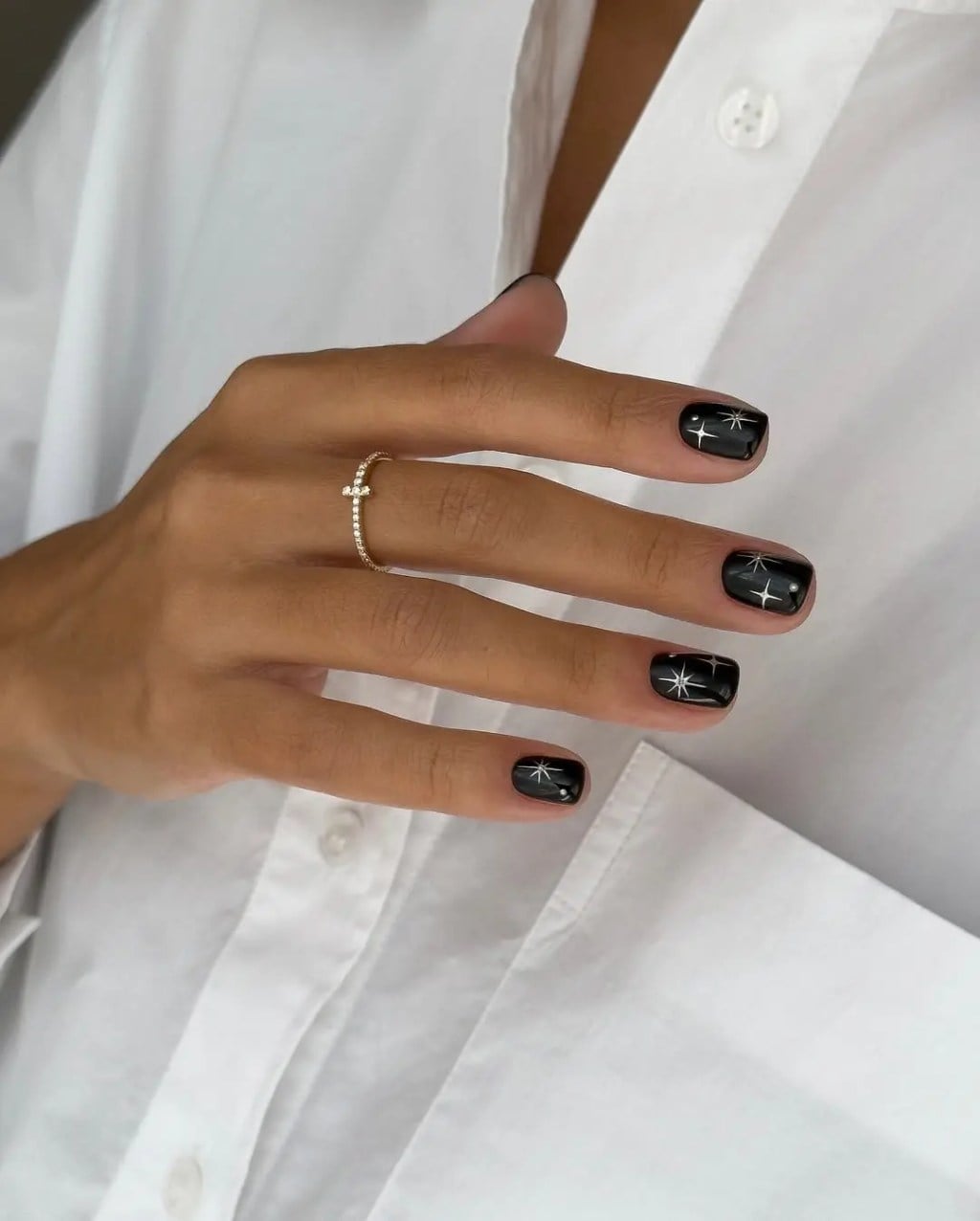 Short Square Black Nails With Silver Stars Short Square Black Nails With Silver Stars — Black Nails Art Ideas