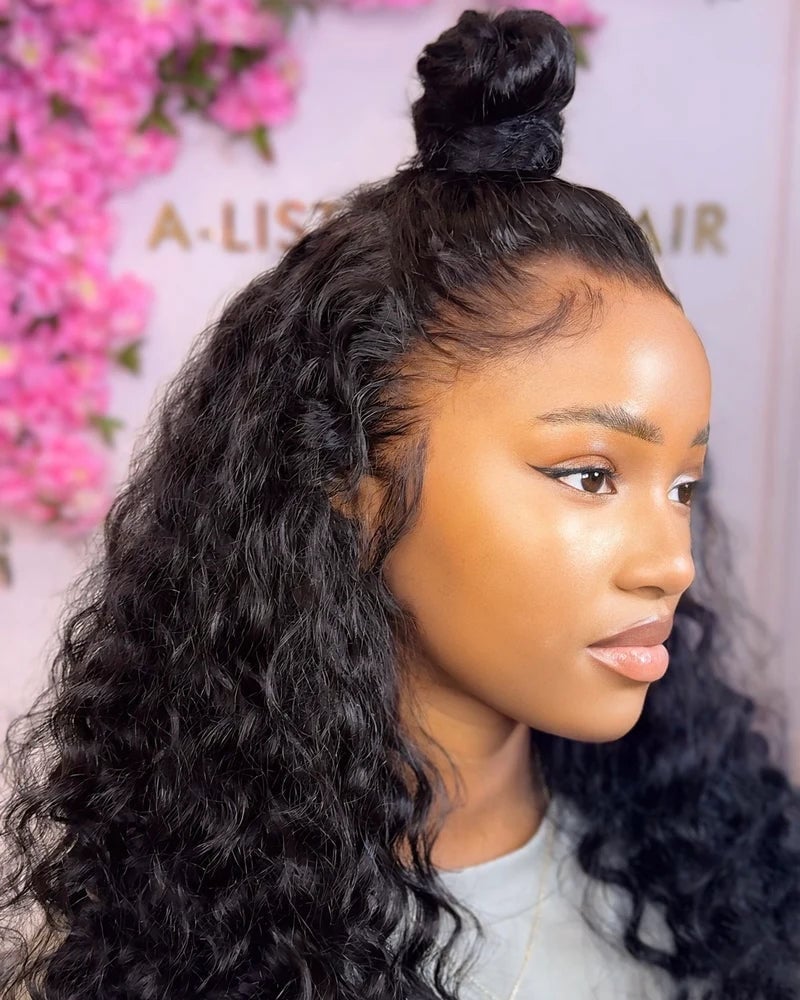 Mid-Back Curly Hair Half Updo — Black Wig Ideas