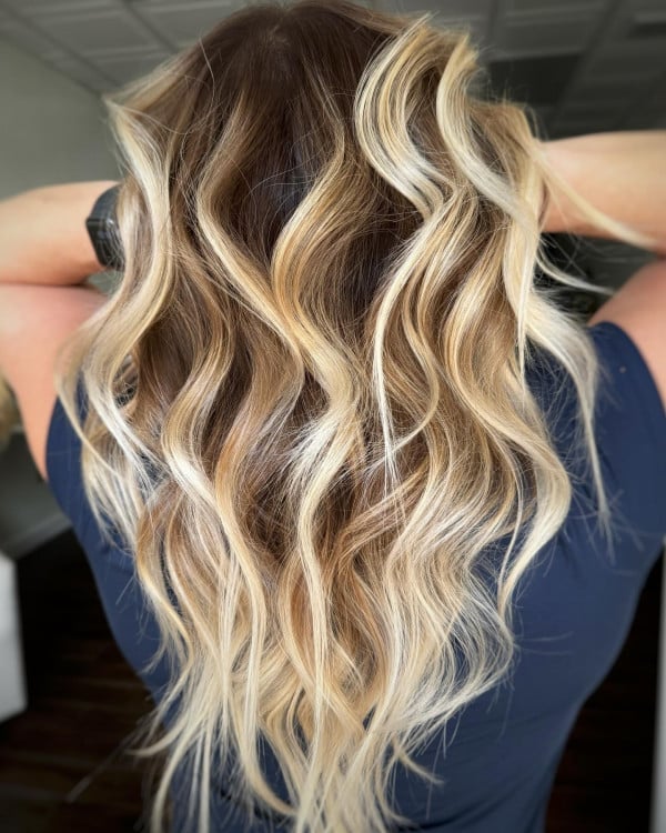 Mid-Back Layers With Contrasting Balayage Highlights — Blonde Highlights Hair Inspiration
