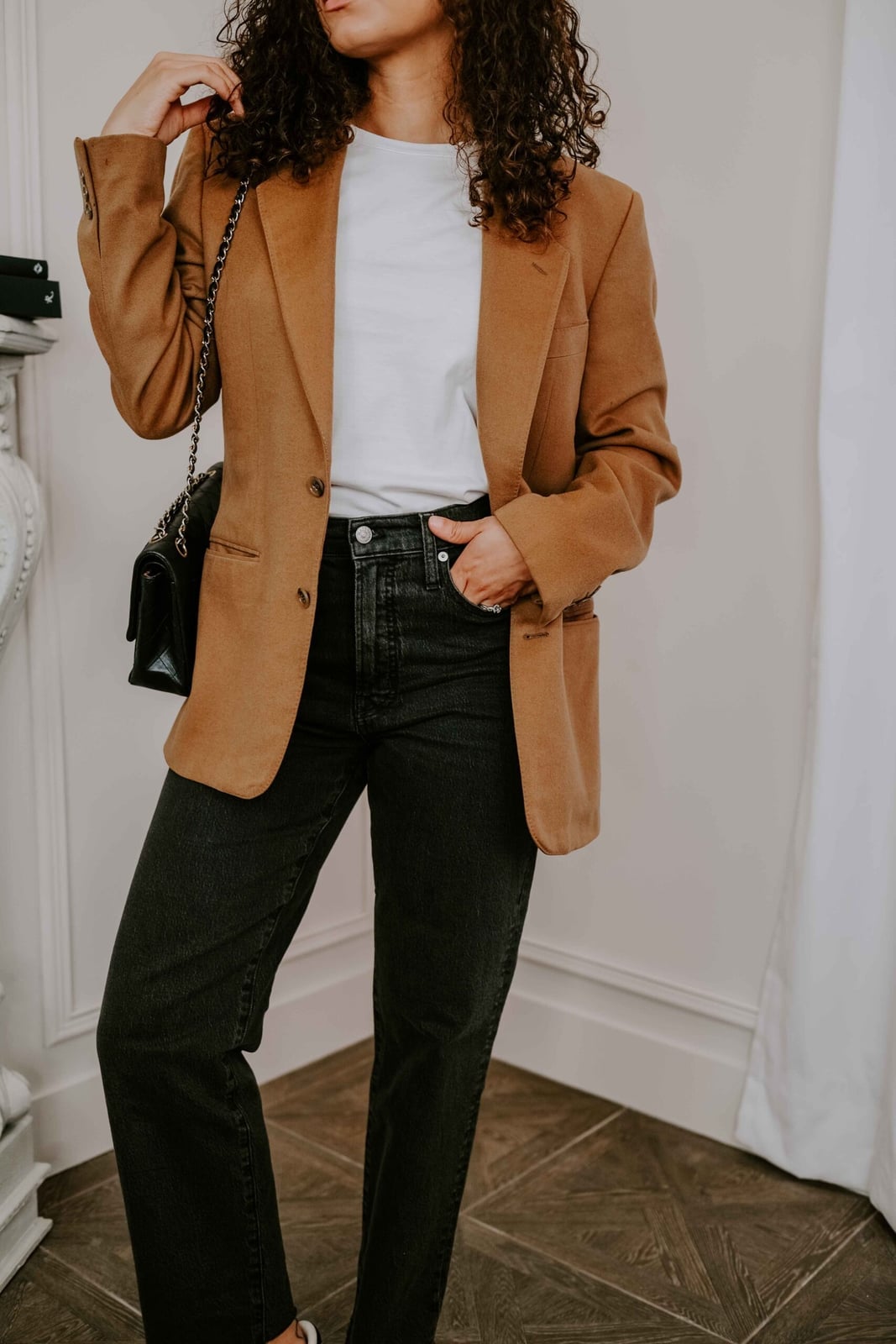 Relaxed Brown Blazer with Jeans Relaxed Brown Blazer with Jeans — Chic Brown Blazer Outfit
