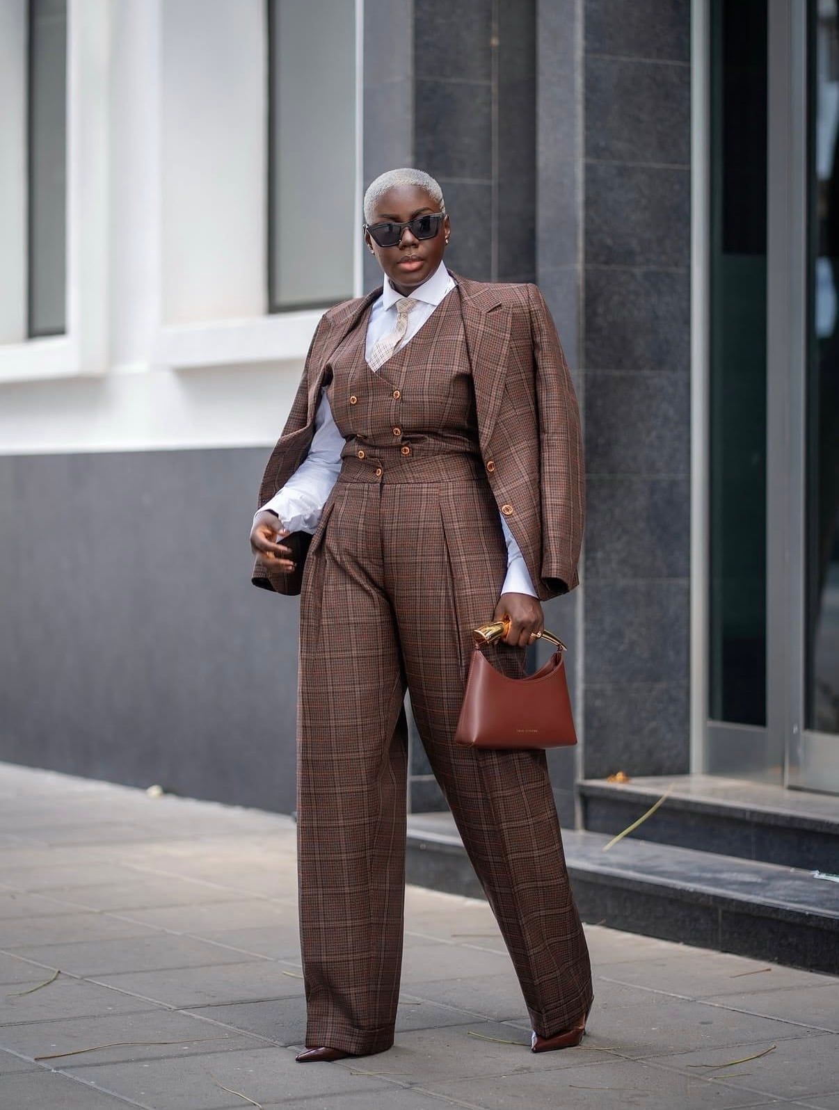Plaid Suit with Waistcoat and Tie Plaid Suit with Waistcoat and Tie — Chic Brown Blazer Outfit