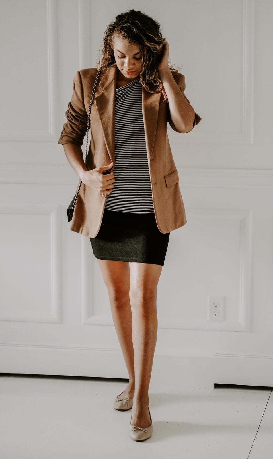 Tan Blazer with Striped T-Shirt and Mini Skirt Tan Blazer with Striped T-Shirt and Mini Skirt — Chic Brown Blazer Outfit