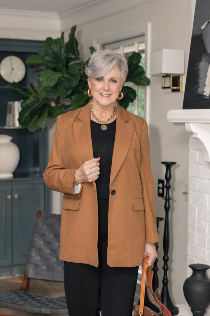 Brown Blazer with Black Top and Straight Trousers Brown Blazer with Black Top and Straight Trousers — Chic Brown Blazer Outfit