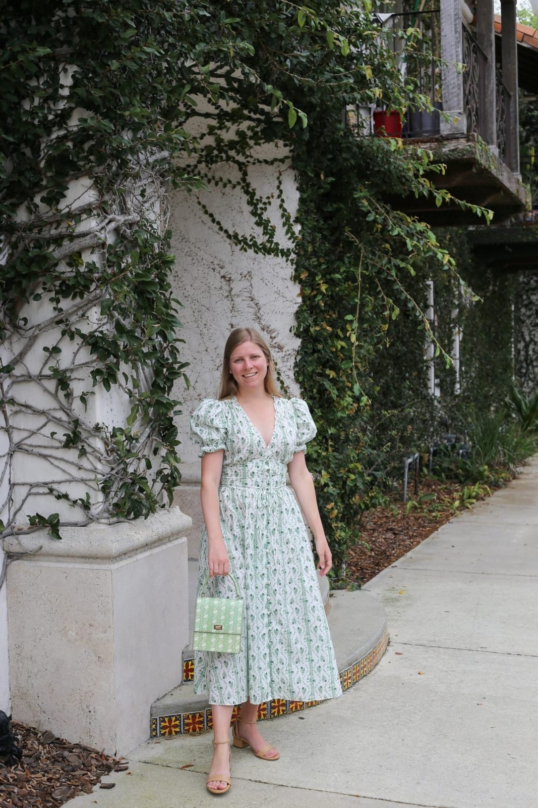 Mint Green Puff-Sleeve Midi Dress Mint Green Puff-Sleeve Midi Dress — Chic Style Inspo