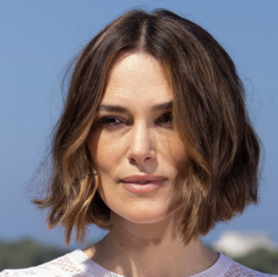Collarbone Bob With Curtain Bangs And Waves Collarbone Bob With Curtain Bangs And Waves — Classy A-Line Bob