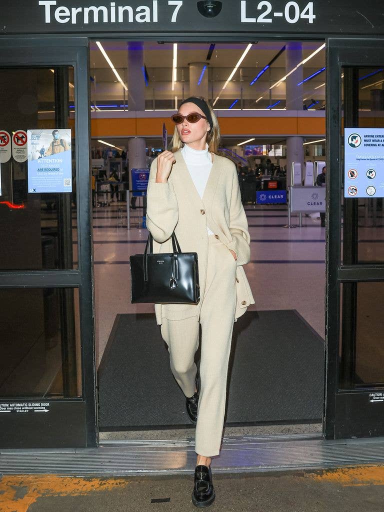 Beige Knit Set White Turtleneck Black Loafers Beige Knit Set White Turtleneck Black Loafers — Classy Airport Outfits