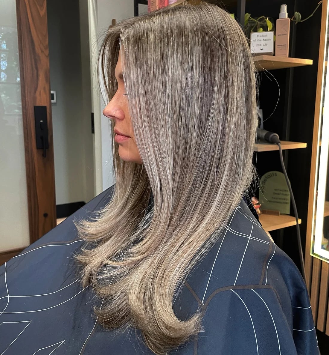 Shoulder Length Ash Blonde With Highlights Shoulder Length Ash Blonde With Highlights — Classy Ash Blonde