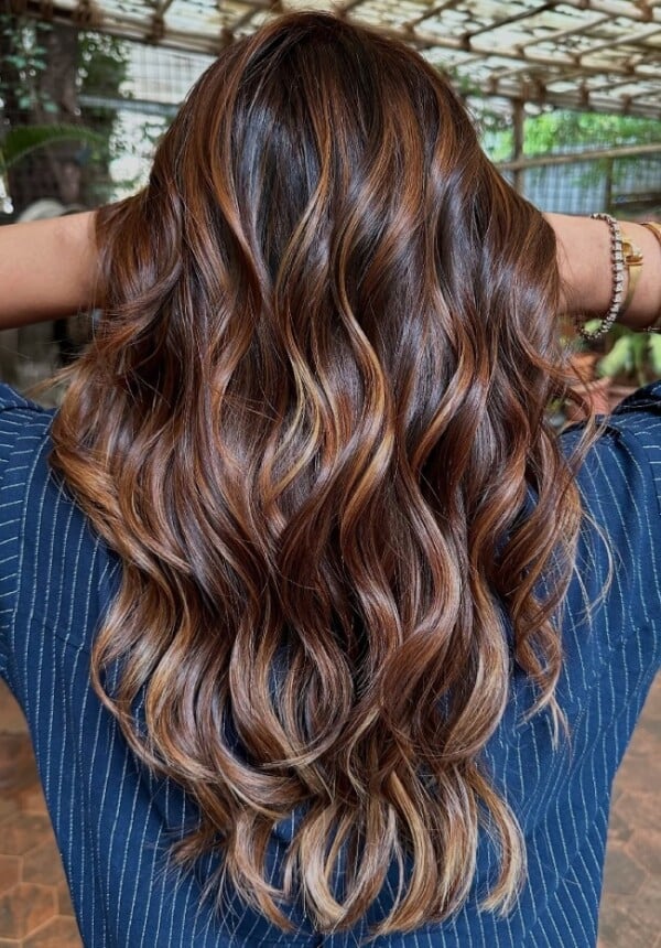 Rich Brunette Mid-Back With Caramel Balayage Rich Brunette Mid-Back With Caramel Balayage — Classy Balayage Highlights