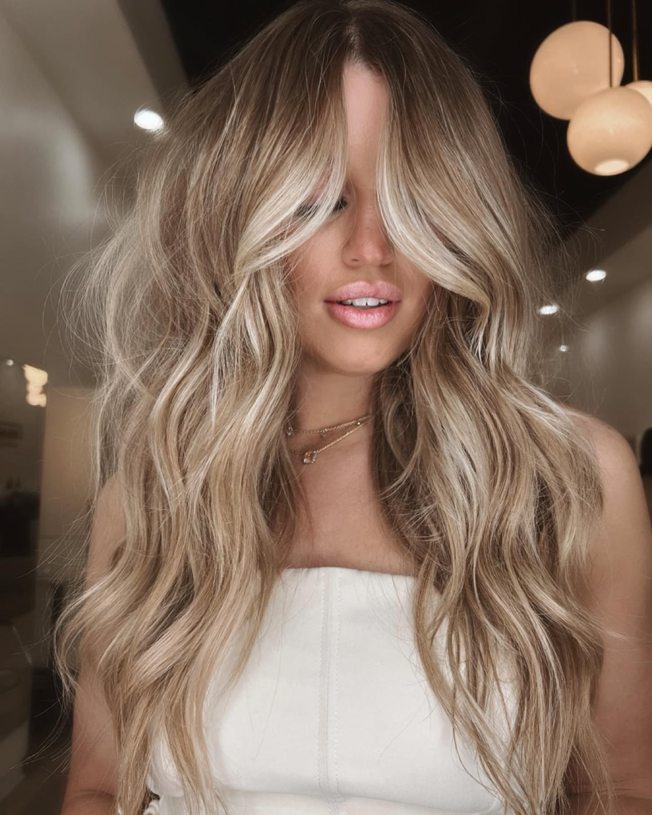 Dark Blonde Collarbone With Honey Balayage Dark Blonde Collarbone With Honey Balayage — Classy Balayage Highlights