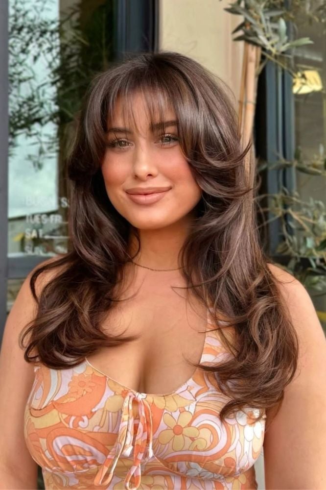 Mid-Back Layers With Curtain Bangs And Blowout Mid-Back Layers With Curtain Bangs And Blowout — Classy Bangs for Round Face