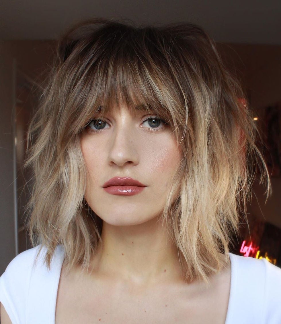 Blonde Shoulder Length Layers With Curtain Bangs Blonde Shoulder Length Layers With Curtain Bangs — Classy Bangs for Round Face