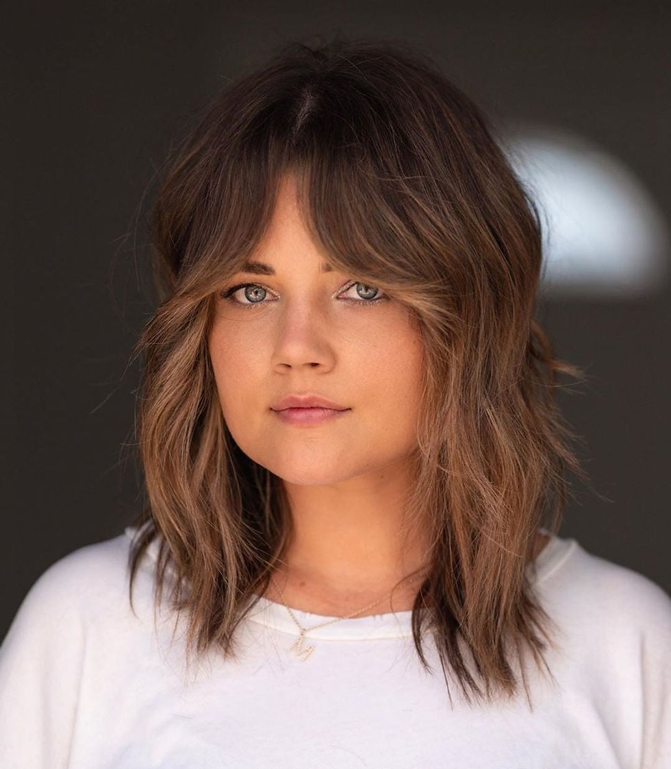 Collarbone Layers With Air-Dried Curtain Bangs Collarbone Layers With Air-Dried Curtain Bangs — Classy Bangs for Round Face