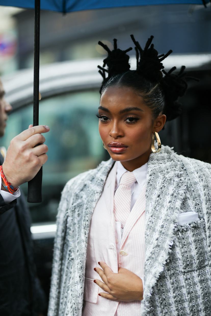 Bantu Knots with a Textured Jacket and Tie and Tweed-Like Texture Bantu Knots with a Textured Jacket and Tie and Tweed-Like Texture — Classy Bantu Knots