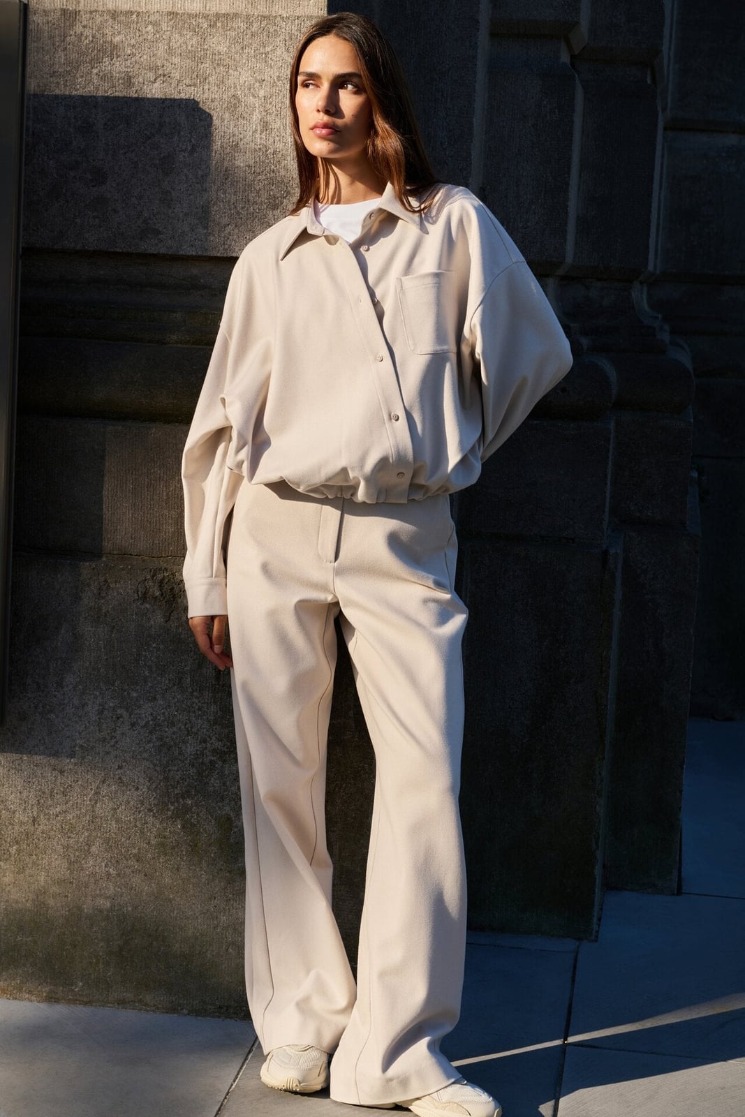 Beige Wide Leg Trousers With Oversized Shirt Beige Wide Leg Trousers With Oversized Shirt — Classy Beige Pants Outfits