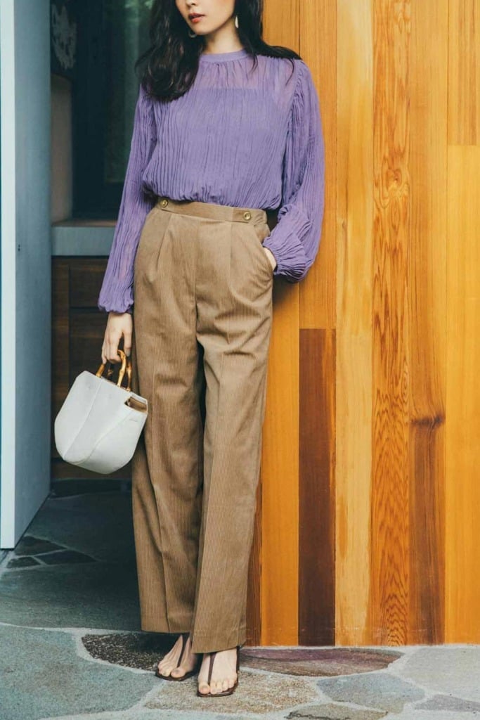 Brown Corduroy Wide Leg Pants With Textured Blouse Brown Corduroy Wide Leg Pants With Textured Blouse — Classy Beige Pants Outfits