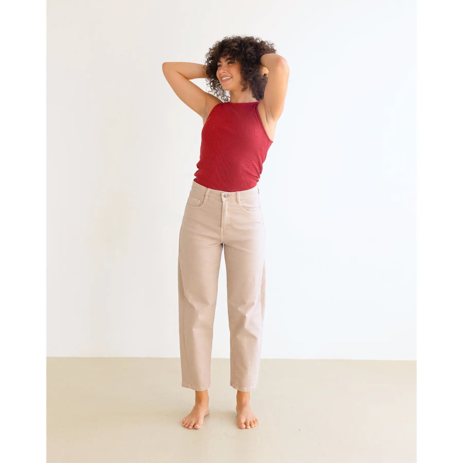 Beige Trousers With Red Tank Top Beige Trousers With Red Tank Top — Classy Beige Pants Outfits