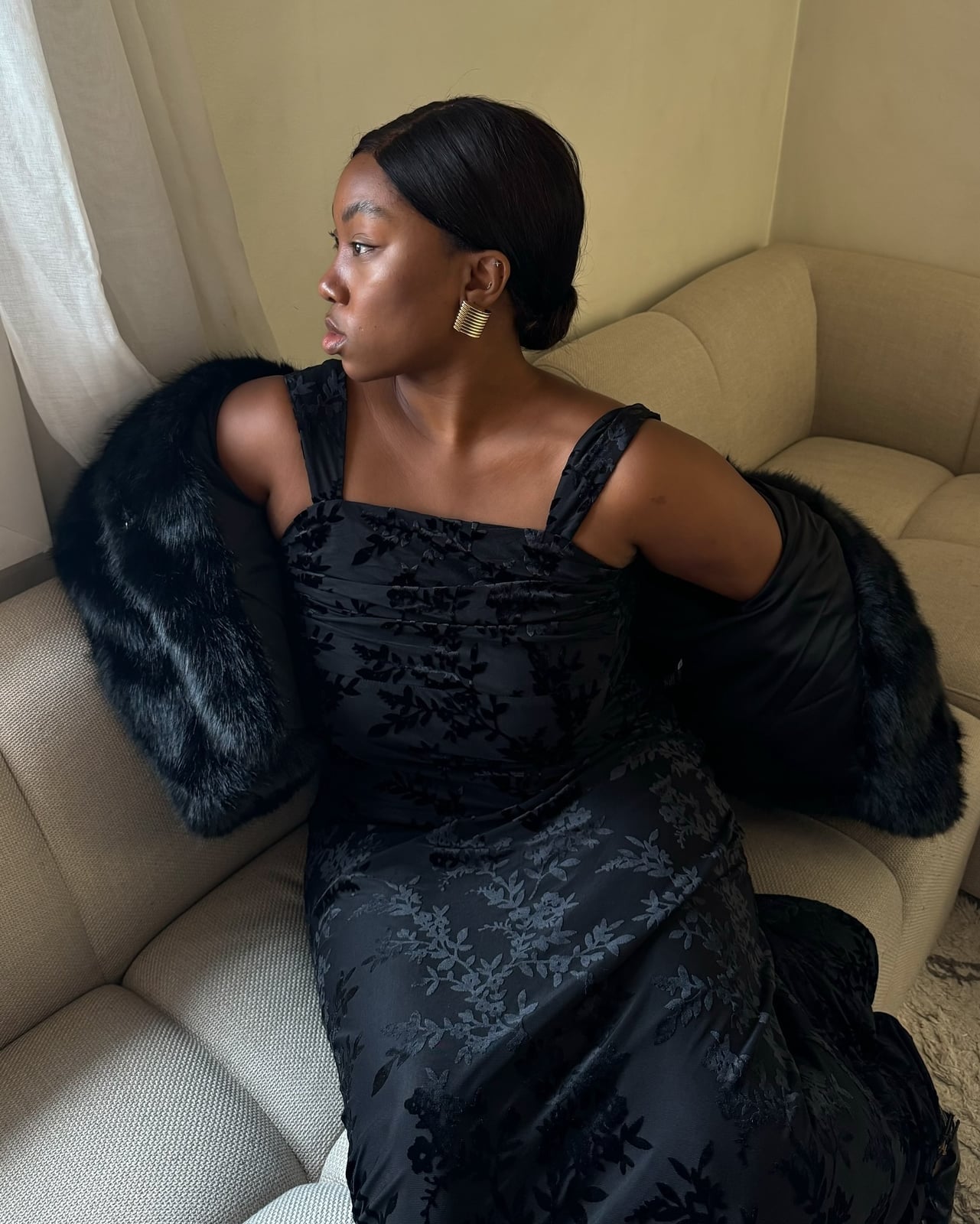 Floral Burnout Dress with Faux Fur Stole Floral Burnout Dress with Faux Fur Stole — Classy Birthday Outfits Black Women