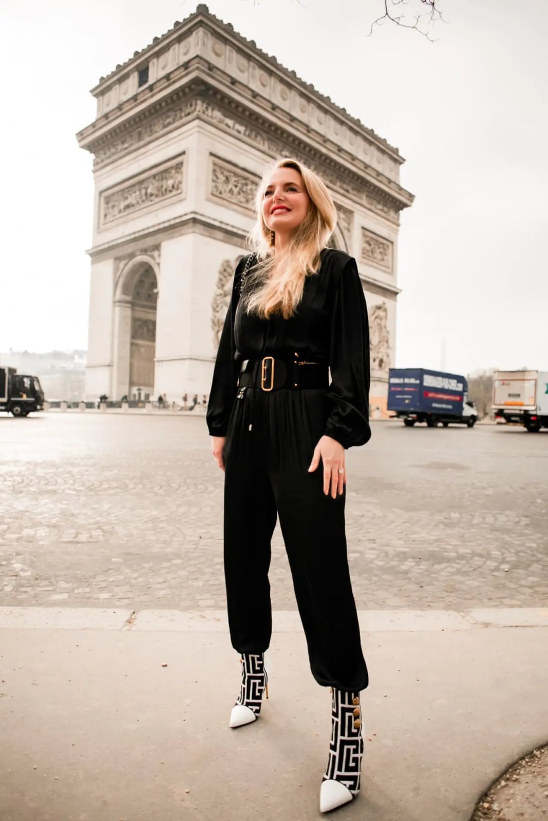 Black Velvet Jumpsuit with Gold Belt and Patterned Boots Black Velvet Jumpsuit with Gold Belt and Patterned Boots — Classy Black Jumpsuit Outfit