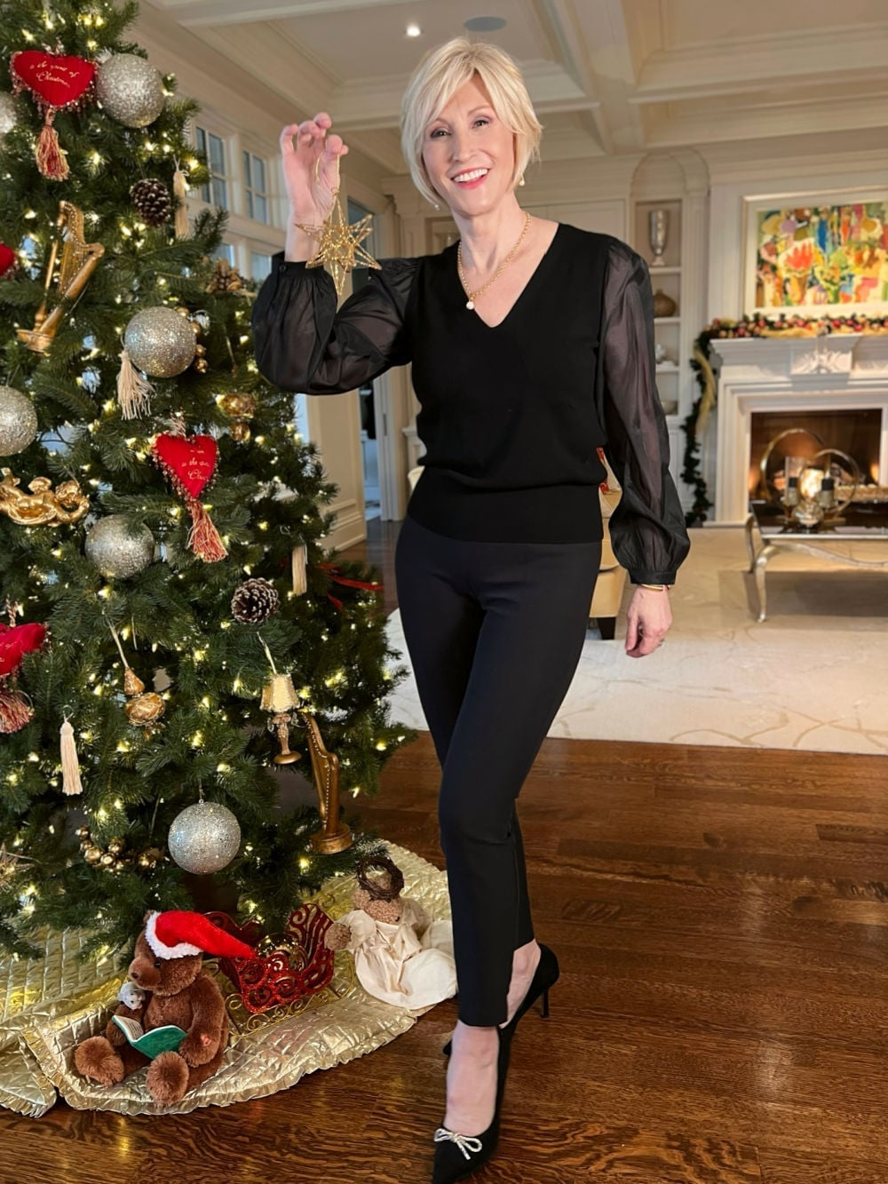Slim-fit Black Trousers with a Puff-Sleeve Sweater — Classy Black Pants Outfits