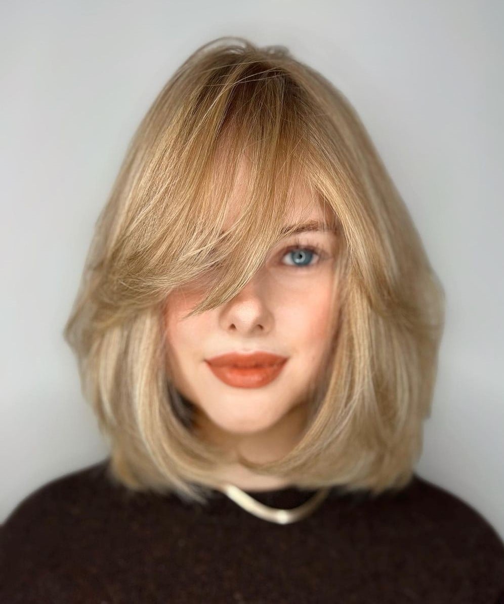 Golden Blonde Chin Bob With Voluminous Blowout Golden Blonde Chin Bob With Voluminous Blowout — Classy Blonde Haircuts