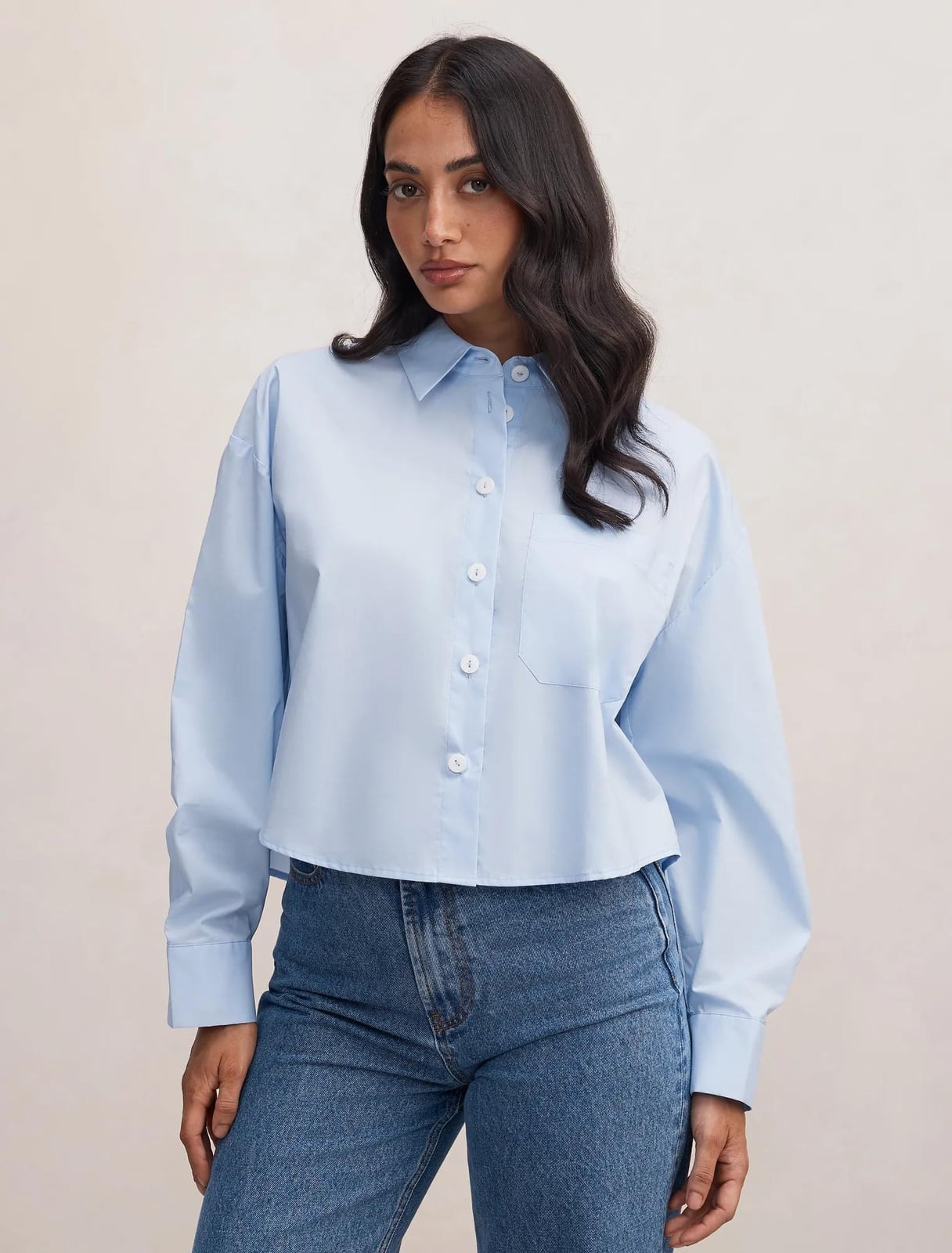 Light Blue Cropped Oxford Shirt with Denim Light Blue Cropped Oxford Shirt with Denim — Classy Blue Top Outfits