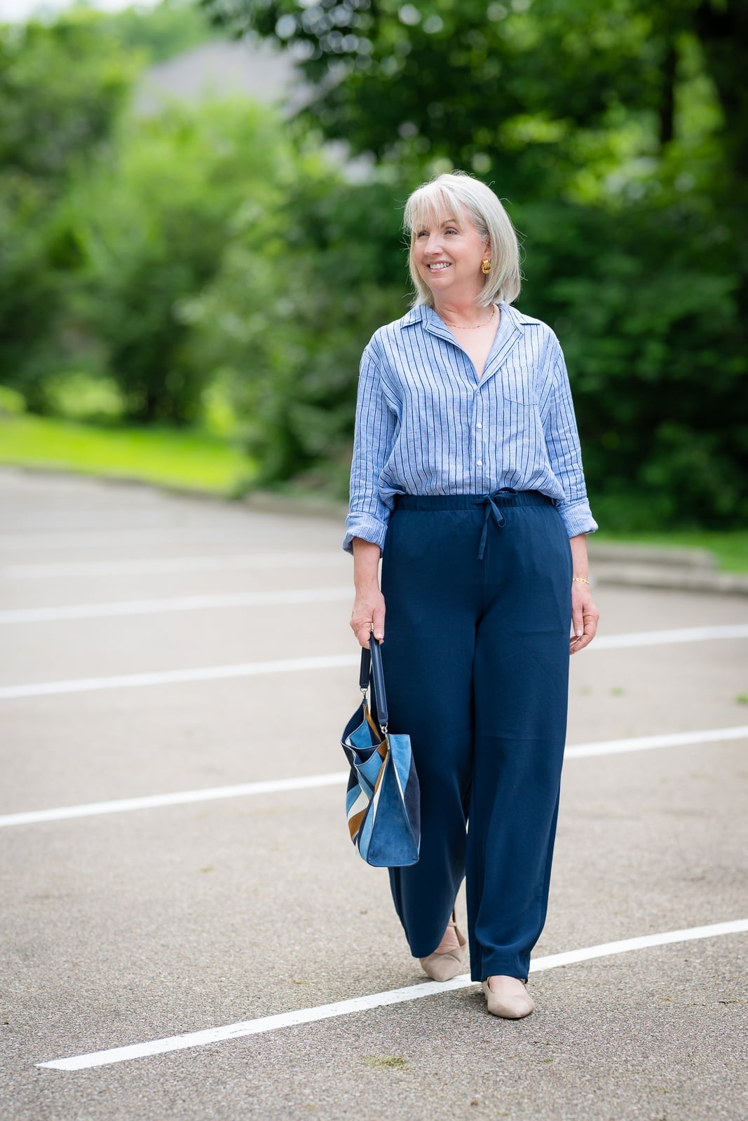 Light Blue Striped Shirt with Navy Wide-Leg Trousers Light Blue Striped Shirt with Navy Wide-Leg Trousers — Classy Blue Top Outfits