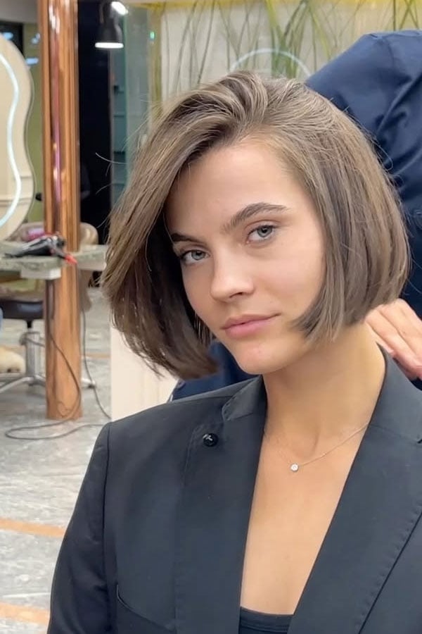 Sleek Collarbone Bob No Bangs, Ash Brown Sleek Collarbone Bob No Bangs, Ash Brown — Classy Bob for Fine Hair