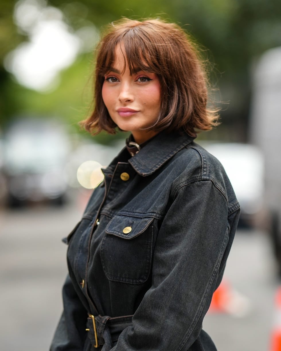 Collarbone Bob Face-Framing Layers Collarbone Bob Face-Framing Layers — Classy Bob for Fine Hair