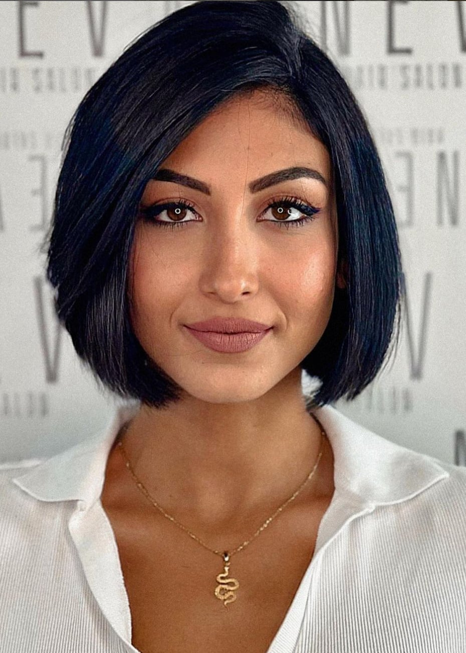 Sharp Dark Blue-Black Chin Bob Sharp Dark Blue-Black Chin Bob — Classy Bob Haircuts