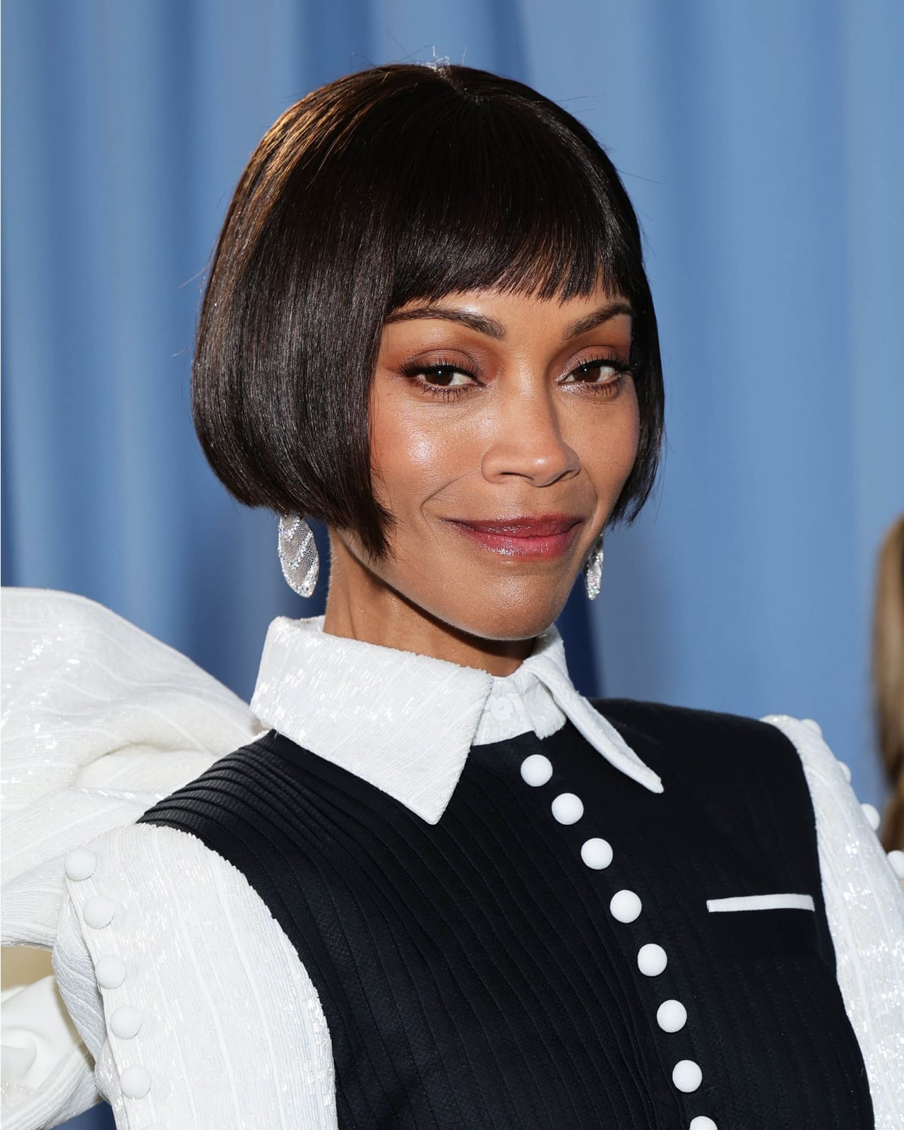 Blunt Bob With Blunt Bangs Dark Brown Blunt Bob With Blunt Bangs Dark Brown — Classy Bob Haircuts